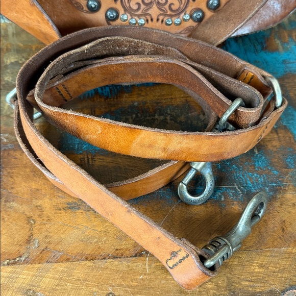 Campomaggi “Siena Pochette Bag” in studded embossed cognac leather. New with tag - Picture 5 of 11